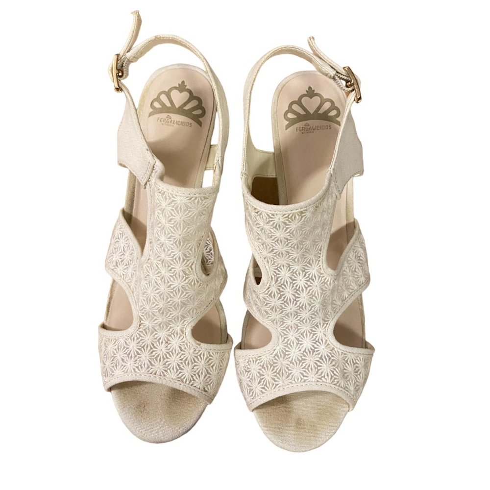 {Fergalicious} White Lace & Cork Sling-Back Wedges - size 8